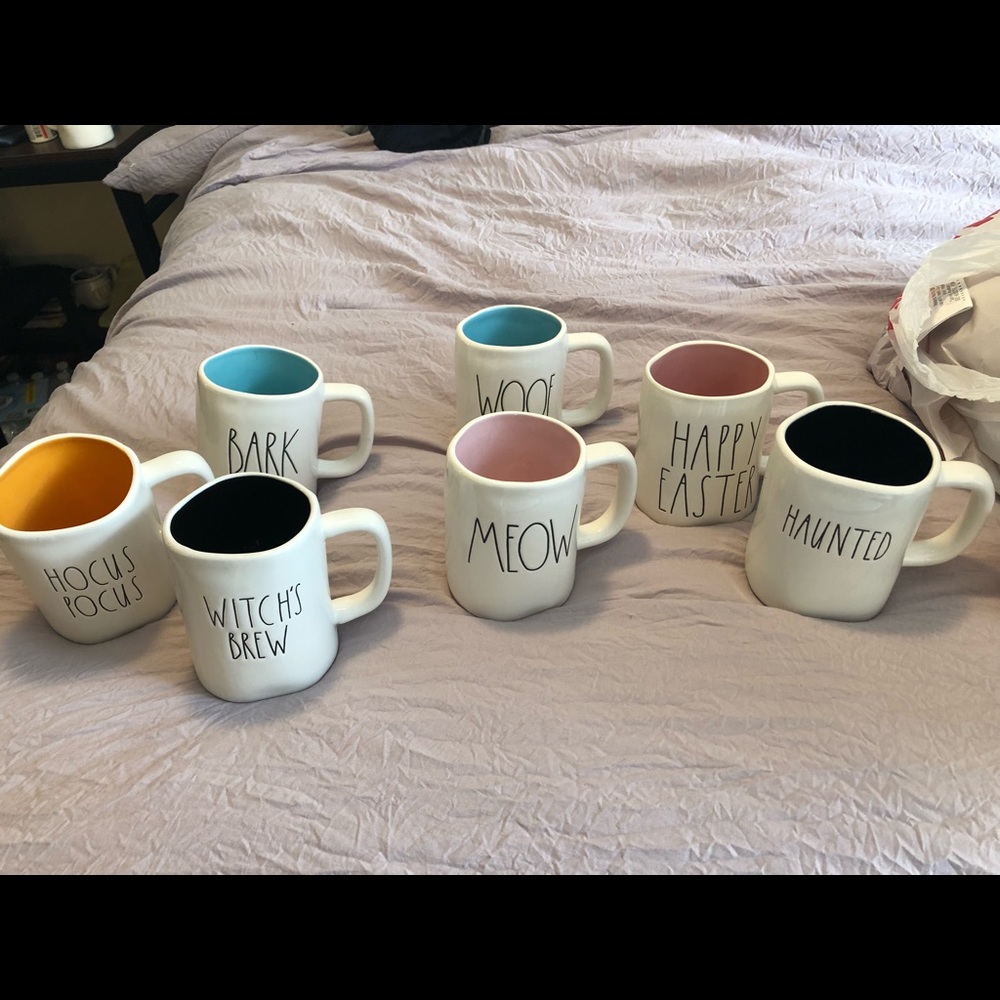 RAE DUNN MUGS